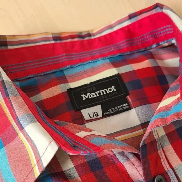 NEW! MARMOT Short  Sleeves Plaid Shirt - Picture 3 of 10